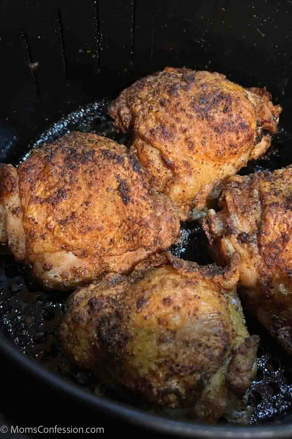 crispy air fryer chicken thighs